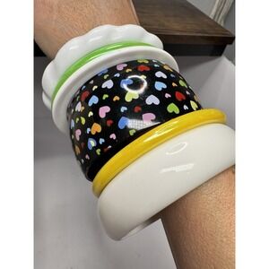 VTG Bangel Lot 6 Bracelets Plastic 80s Stacker Hearts Boho Bangles Colorblock